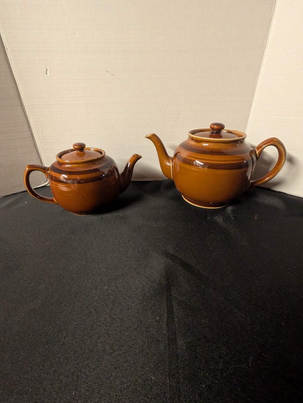 Sadler Made In England Chocolate Brown Striped Betty Tea Pot Large & Small Lot 2